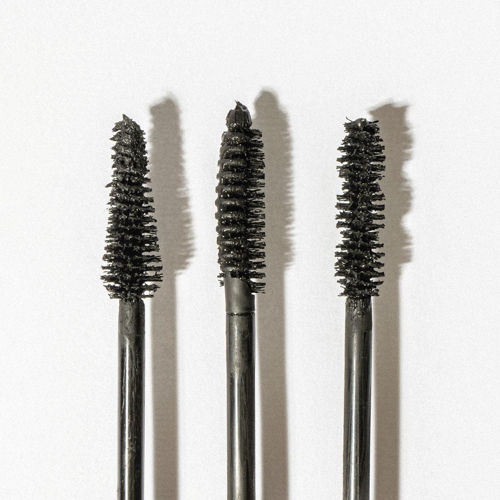 volumizing mascara